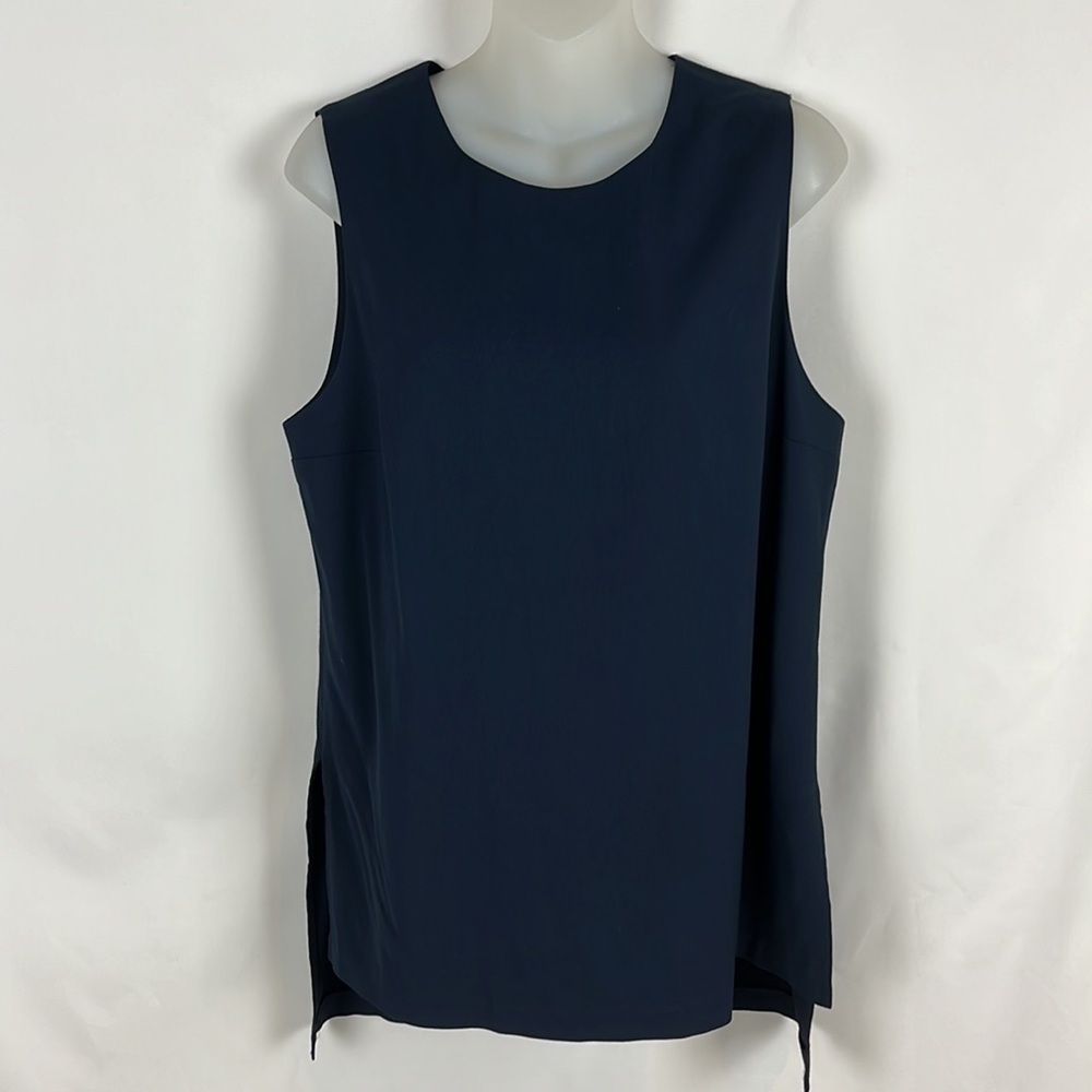 Theory Round Neck Dark Blue Sleeveless Casual Office Formal Top Blouse Size L